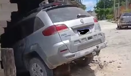 Condutora do veículo não tem CNH e foi presa. (Foto: Reprodução) Condutora do veículo não tem CNH e foi presa. (Foto: Reprodução)