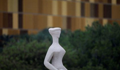 Estátua da Justiça em frente ao prédio do STF, em Brasília. (Foto: Ueslei Marcelino/Reuters)