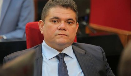 Exoneração de Fábio Xavier permite retorno à Assembleia para votação do orçamento. (Foto: Reprodução/ALEPI) Exoneração de Fábio Xavier permite retorno à Assembleia para votação do orçamento. (Foto: Reprodução/ALEPI)
