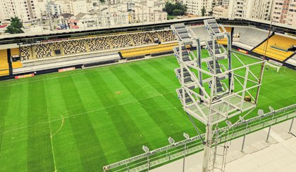 Heriberto Hülse, estádio do Criciúma (Foto: Divulgação / Criciúma X) Heriberto Hülse, estádio do Criciúma (Foto: Divulgação / Criciúma X)