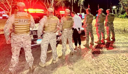 Homem é preso com 24 tabletes de ‘supermaconha’ na Rodoviária de Teresina (Foto: Divulgação / PMPI) Homem é preso com 24 tabletes de ‘supermaconha’ na Rodoviária de Teresina (Foto: Divulgação / PMPI)