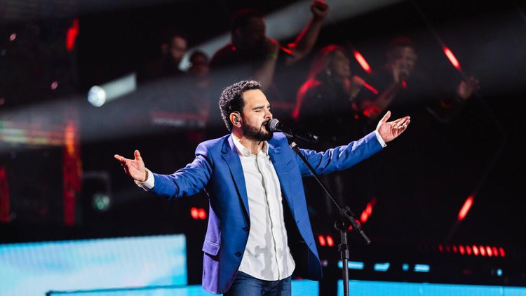 Luciano segue carreira gospel após abandonar o sertanejo