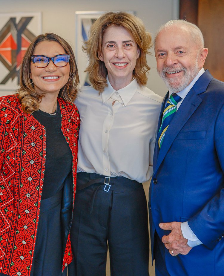 Lula apoia Fernanda Torres após indicação ao Globo de Ouro 2025