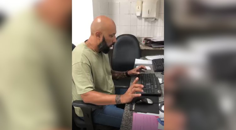 Médico é flagrado trabalhando bêbado por um paciente