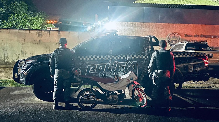 Motocicleta recuperada pela polícia