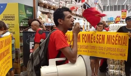 Movimento realiza manifestação em supermercado de Teresina (Foto: Reprodução/Redes Sociais)