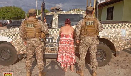Mulher é presa por tráfico de drogas e tentativa de suborno em Campo Grande do Piauí - (Divulgação) (Foto: Divulgação) Mulher é presa por tráfico de drogas e tentativa de suborno em Campo Grande do Piauí - (Divulgação) (Foto: Divulgação)