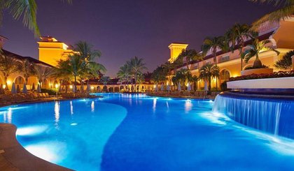 Piscina do hotel Royal Palm Plaza Resort de Campinas. (Foto: Royal Palm Plaza) Piscina do hotel Royal Palm Plaza Resort de Campinas. (Foto: Royal Palm Plaza)
