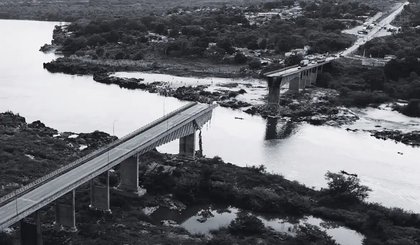 Prefeitura de Estreito decreta emergência por queda de ponte (Foto: Prefeitura de Estreito/Divulgação) Prefeitura de Estreito decreta emergência por queda de ponte (Foto: Prefeitura de Estreito/Divulgação)