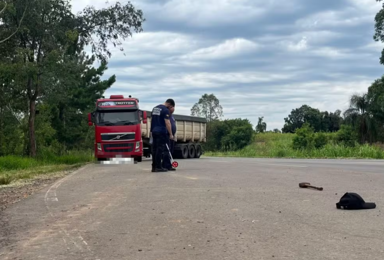 Principal hipótese é que homem foi atropelado ao verificar falha mecânica do veículo.