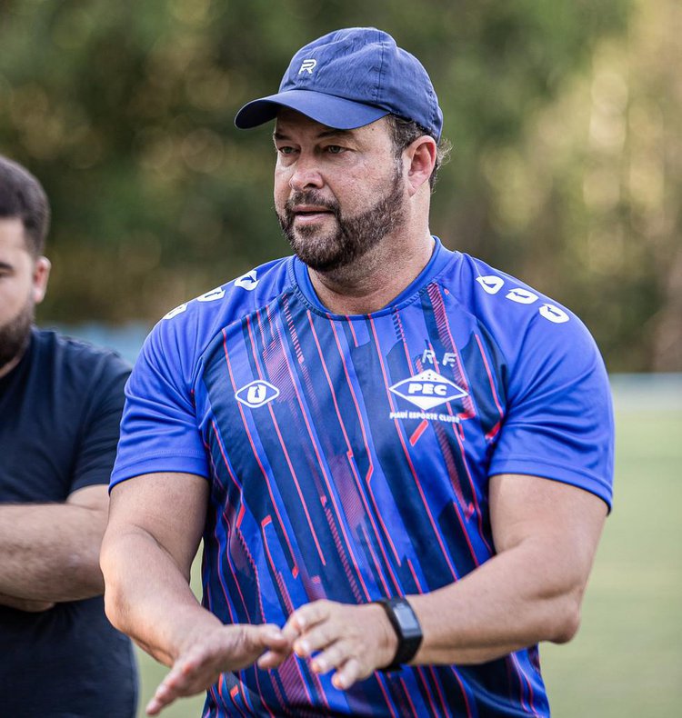 Roberto Fernandes, técnico do Piauí