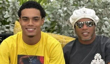 Ronaldinho Gaúcho com seu filho, João (Foto: Reprodução) Ronaldinho Gaúcho com seu filho, João (Foto: Reprodução)