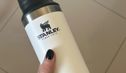 Stanley convoca recall de 401 mil garrafas térmicas por risco de queimaduras. (Foto: Reprodução)