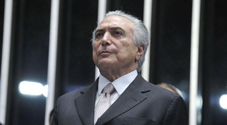 "Você tem golpe no país para valer quando as Forças Armadas querem", diz Temer