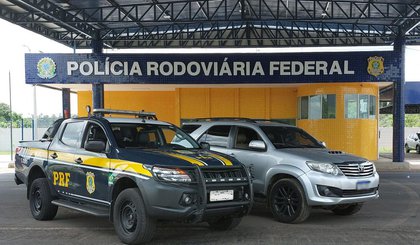 Veículo roubado no Rio Grande do Norte é recuperado pela PRF em Teresina (PI) (Foto: Divulgação/PRF)