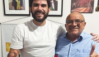 Ao lado do amigo e vereador @antoniojosebarbosa_ tratando as demandas para nossa princesa do Sul. (Foto: Instagram drmarcusvkalume) Ao lado do amigo e vereador @antoniojosebarbosa_ tratando as demandas para nossa princesa do Sul. (Foto: Instagram drmarcusvkalume)