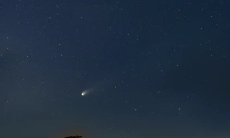 Caio Correia - Professor de física da UFCG. Foto tirada em: 07/04/2024, entre 18:42 e 18:48 UTC-3.
