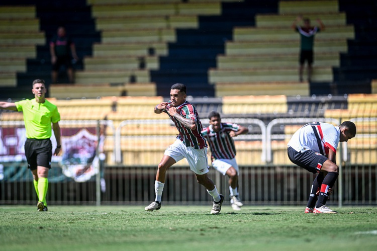 Riquelme Felipe marcou o gol do título do Fluminense
