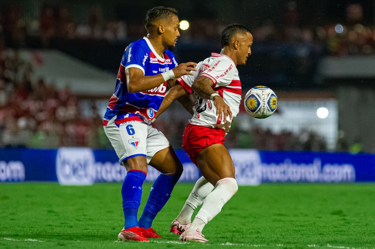 Fortaleza e CRB não movimentaram o placar no primeiro tempo do jogo de volta