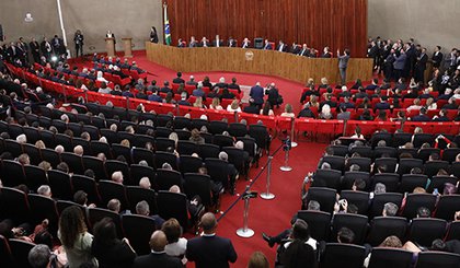 Sessão solene contou com a presença de autoridades dos Três Poderes, da imprensa e de convidados (Foto: Alejandro Zambrana/TSE)