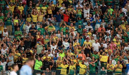 Torcida do Cuiabá comemora goleada sobre o Fortaleza na Arena PantanalTorcida do Cuiabá comemora goleada sobre o Fortaleza na Arena Pantanal (Foto: Divulgação/Cuiabá EC)
