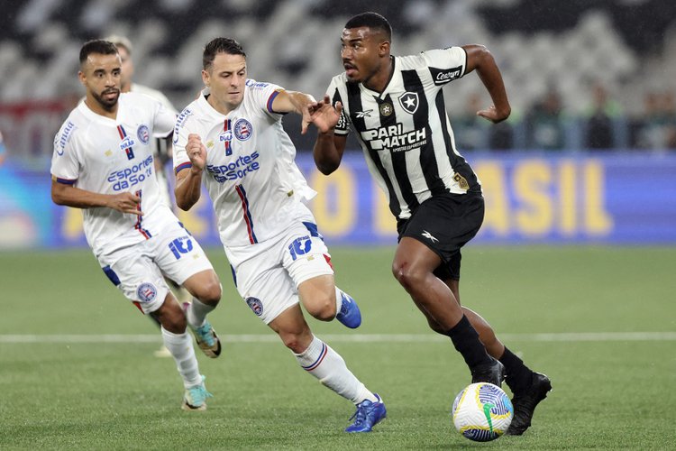 Botafogo e Bahia empataram em 1 a 1 no Nilton Santos