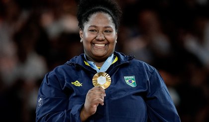 Beatriz Souza conquista primeiro ouro do Brasil em Paris 2024 (Foto: Alexandre Loureiro/COB)