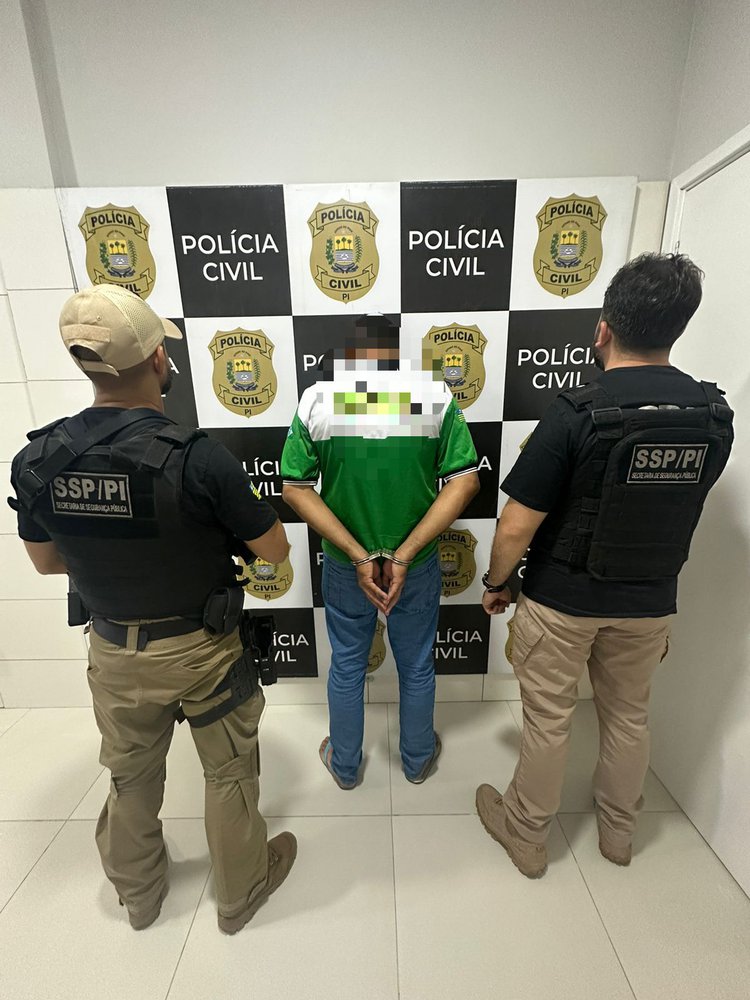 4546