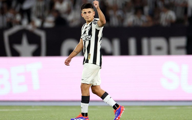 Comemoração de Thiago Almada, do Botafogo