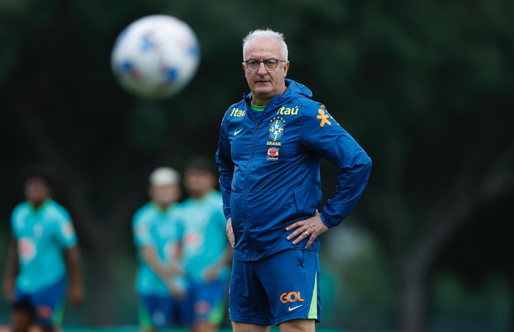 Dorival Júnior volta a Curitiba para comandar a Seleção