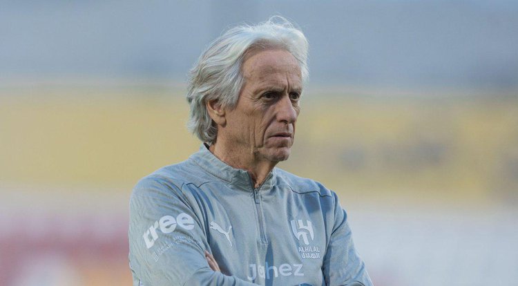 Jorge Jesus, técnico do Al-Hilal• @Alhilal_EN