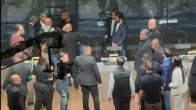 Leão Serva, mediador do debate da TV Cultura