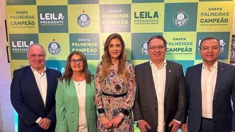 Leila Pereira ao lado de Maria Tereza Bellangero, Paulo Buosi, Everaldo Coelho e Márcio Martin.• @leilapereira