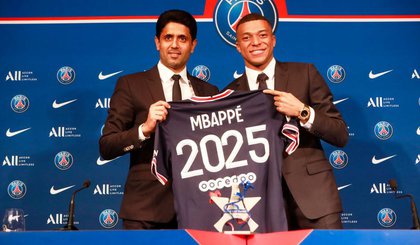 Mbappé chegou a se comprometer a ficar no Paris Saint-Germain até 2025 (Foto: Getty Images) Mbappé chegou a se comprometer a ficar no Paris Saint-Germain até 2025 (Foto: Getty Images)