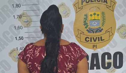 Mulher que fingia ser integrante de uma facção criminosa para extorquir vizinha é presa em Teresina (Foto: Reprodução/Draco)