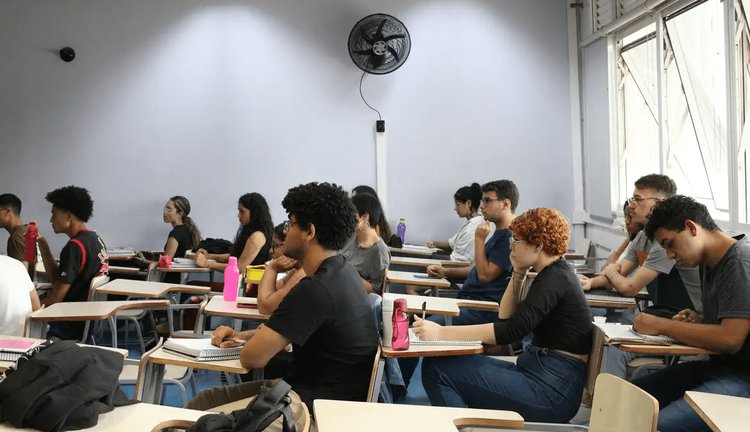 Prêmio Talento Universitário oferece R$ 5 mil a universitários• Rovena Rosa/Agência Brasil