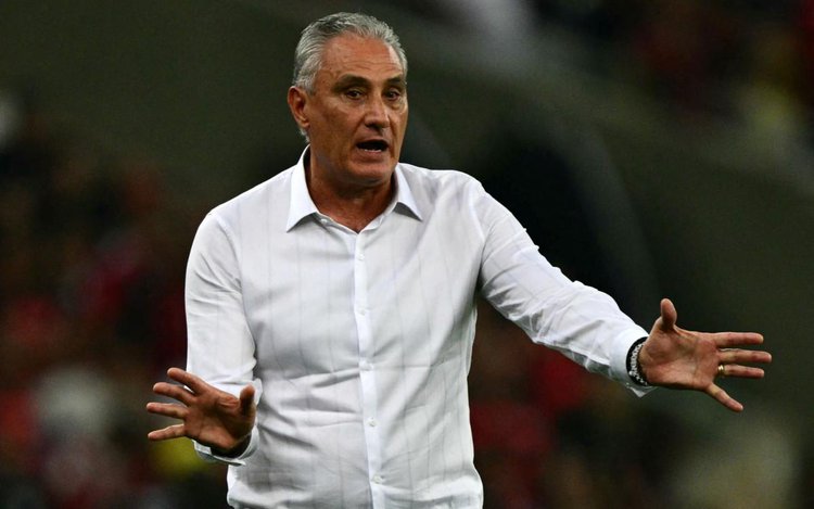 Tite tenta voltar a uma semifinal de Libertadores após 12 anos