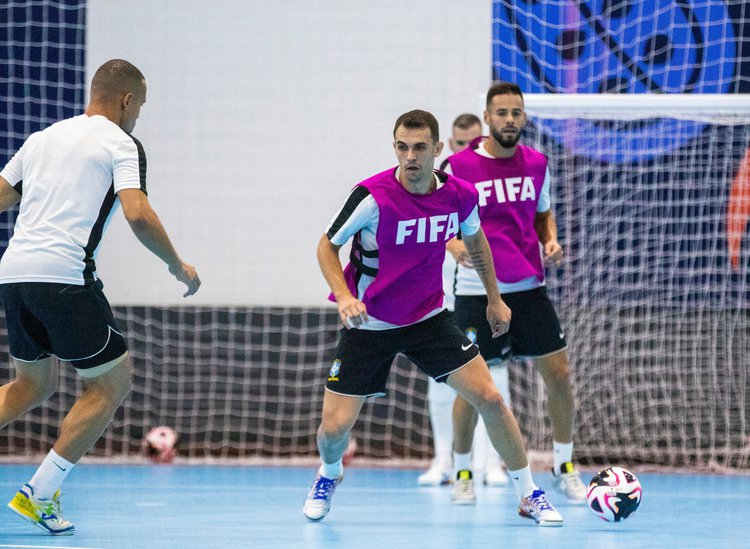 Treino pré-jogo contra a Croácia