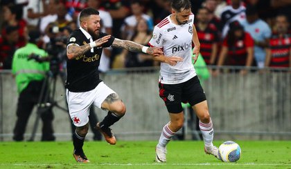 Vasco foi goleado pelo Flamengo por 6 a 1 no primeiro turno do Brasileirão (Foto: Gilvan de Souza/Flamengo) Vasco foi goleado pelo Flamengo por 6 a 1 no primeiro turno do Brasileirão (Foto: Gilvan de Souza/Flamengo)