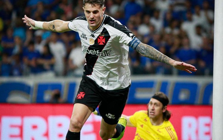 Vegetti marcou o gol do Vasco contra o Cruzeiro