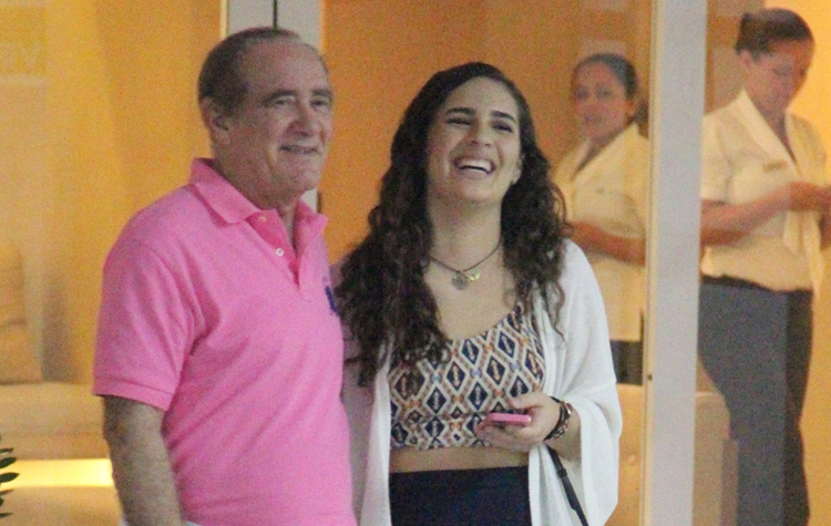 Ao acessá-los, os invasores afirmam se tratar de uma "estratégia de marketing"