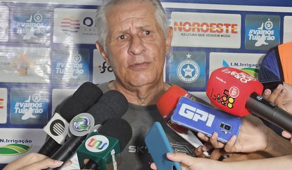 Arnaldo Lira, técnico do Parnahyba (Foto: Pablo Cavalcante)