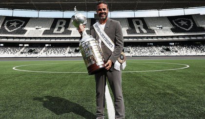 Botafogo anuncia a saída de Artur Jorge após conquistas da Libertadores e do Brasileirão (Foto: Divulgação / Botafogo) Botafogo anuncia a saída de Artur Jorge após conquistas da Libertadores e do Brasileirão (Foto: Divulgação / Botafogo)