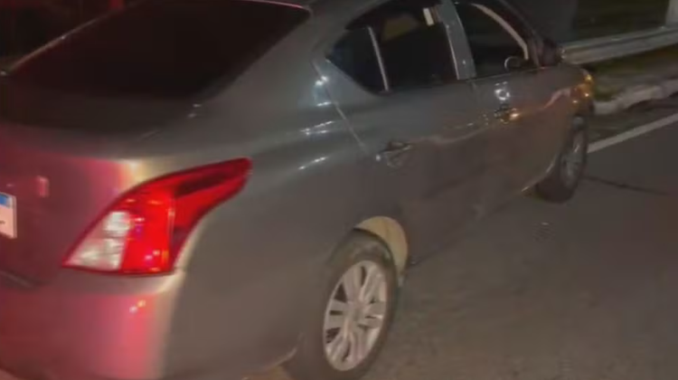 Carro encontrado com os suspeitos foi furtado em dezembro.