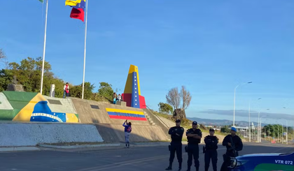 Fronteira entre Brasil e Venezuela é reaberta. (Foto: Divulgação/Polícia Militar)