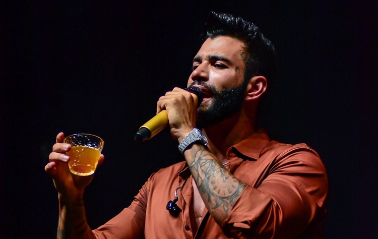 Gusttavo Lima anuncia pré-candidatura à Presidência em 2026.