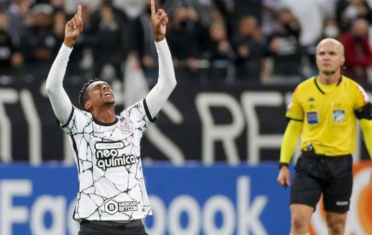 Jô é um dos nomes mais históricos do Corinthians