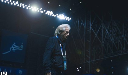 Jorge Jesus faz história e tenta aumentar sequência de vitórias pelo Al-Hilal (Foto: Divulgação / Al Hilal) Jorge Jesus faz história e tenta aumentar sequência de vitórias pelo Al-Hilal (Foto: Divulgação / Al Hilal)