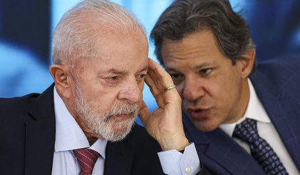 O presidente Lula e o ministro da Fazenda, Fernando Haddad, em evento no Palácio do Planalto (Foto: Cristiano Mariz/Agência O Globo/11-09-2024) O presidente Lula e o ministro da Fazenda, Fernando Haddad, em evento no Palácio do Planalto (Foto: Cristiano Mariz/Agência O Globo/11-09-2024)
