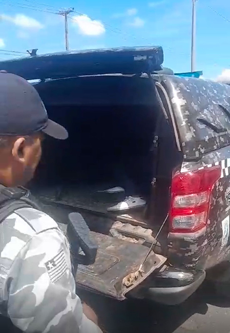 PM é baleado em assalto; suspeito é capturado e agredido por populares.